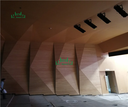 广州中新知识智慧城会议室木质吸音板
